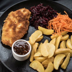 Lietuviškas kiaulienos karbonadas + sriuba