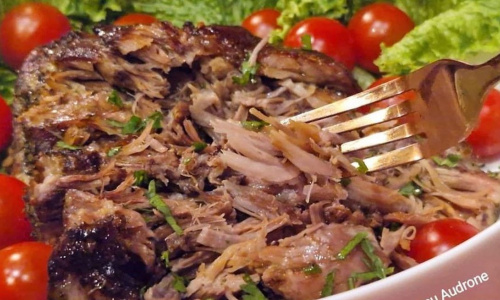 BBQ plėšyta kiauliena + sriuba